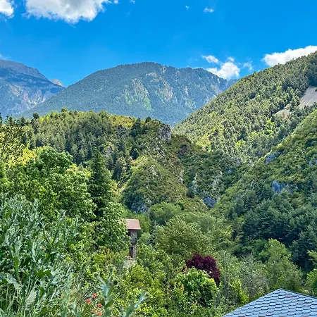 El Balcon De Les Cypres Apartman Enveitg